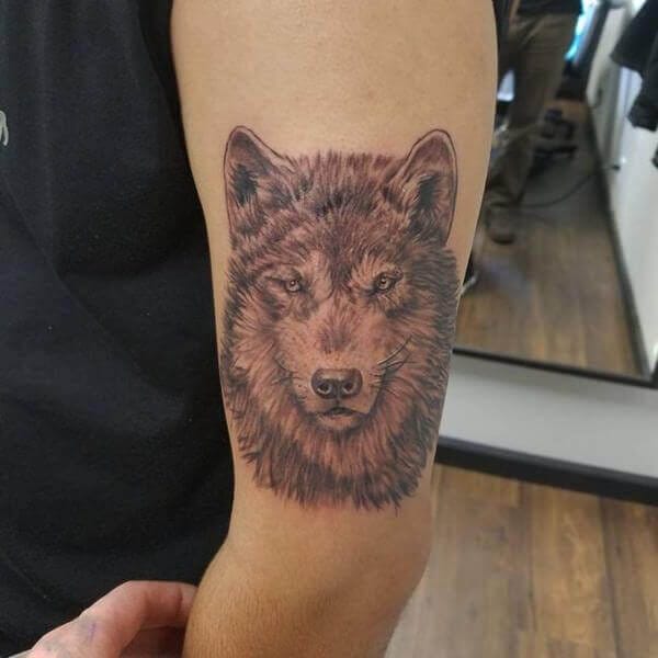 21 Coolest Wolf Head Tattoo Designs & Ideas - PetPress