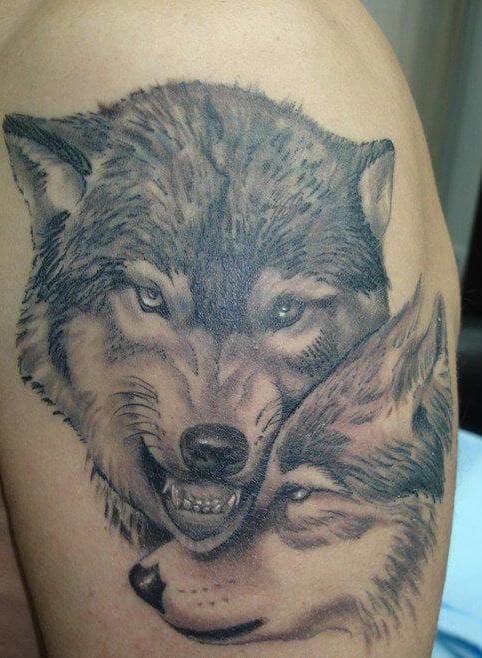 22 Small Wolf Women Tattoo Ideas  Styleoholic