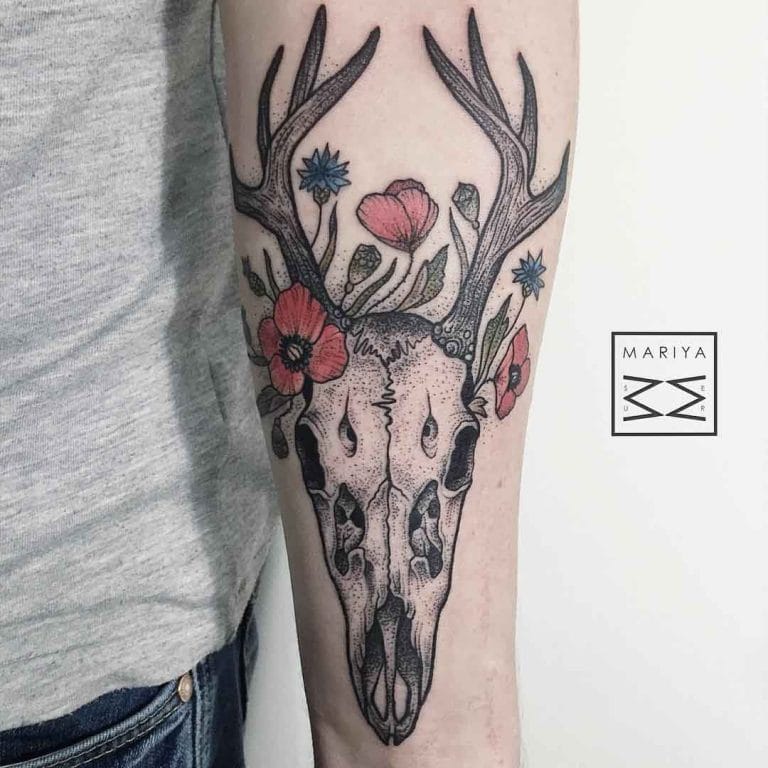 30+ Deer Skull Tattoo Designs, Ideas, And Meanings - Petpress