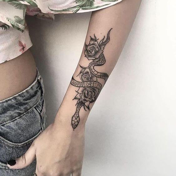 17 Snake Tattoo Design Ideas For Women Who Loves Body Art