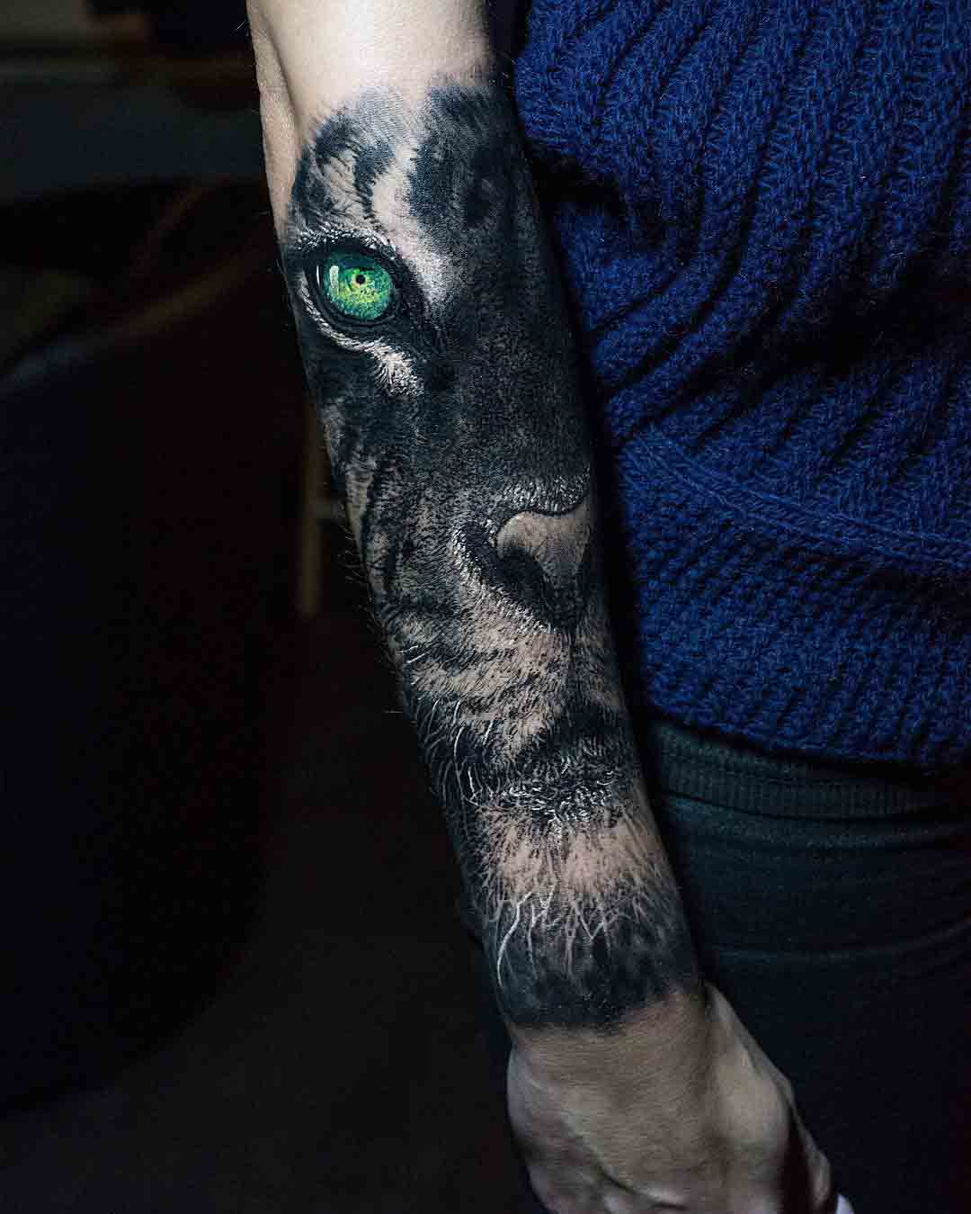 15+ Black Lion Tattoo Designs - PetPress