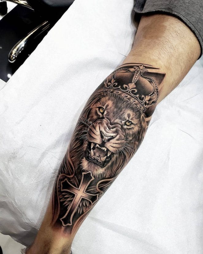 12+ Best Lion & Cross Tattoo Designs - PetPress