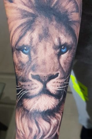 12+ Realistic Lion Eyes Tattoo Designs - PetPress