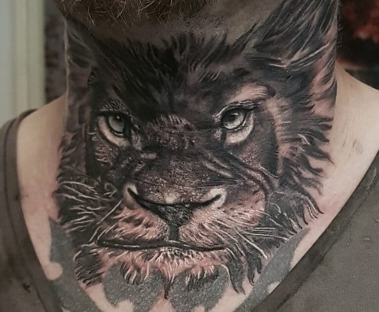 12+ Colorful Lion Tattoo