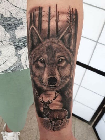 Top 12+ Best Wolf & Deer Tattoo Designs - PetPress