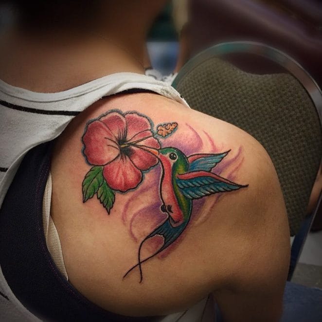 shoulder-hummingbird-tattoo