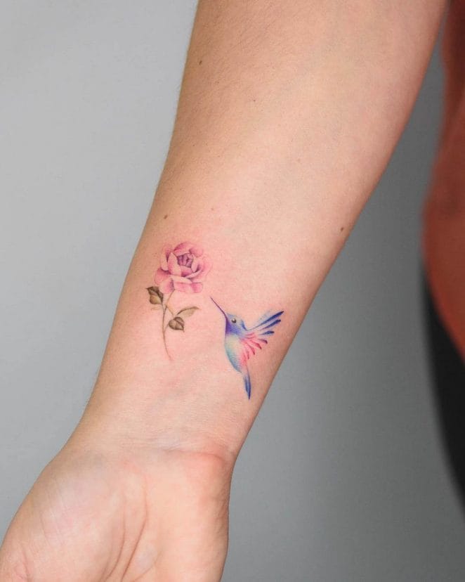 wrist-humming-bird-tattoo