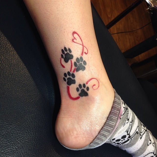ankle-dog-pawprint-tattoo