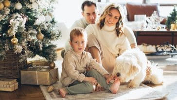 Should you sign your dogs name on your christmas card